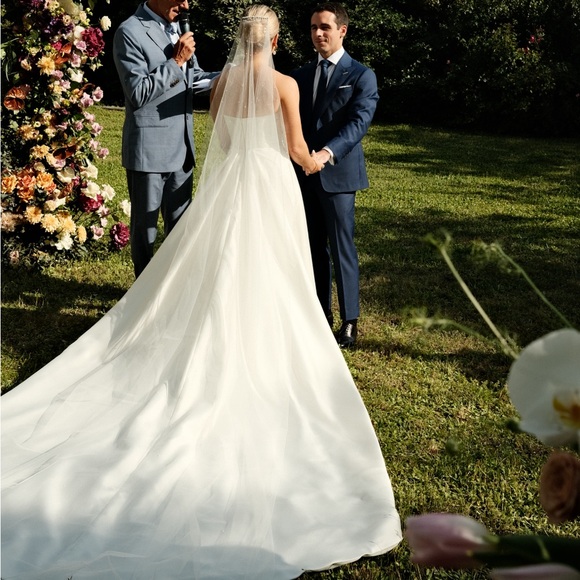 Wona Concept Lucia Wedding Dress - Picture 5 of 6